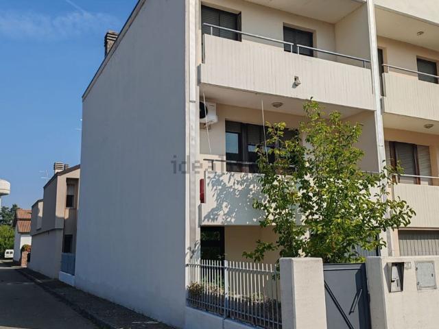 Villetta a schiera in vendita di 160 m² in Via Monte Borgognone