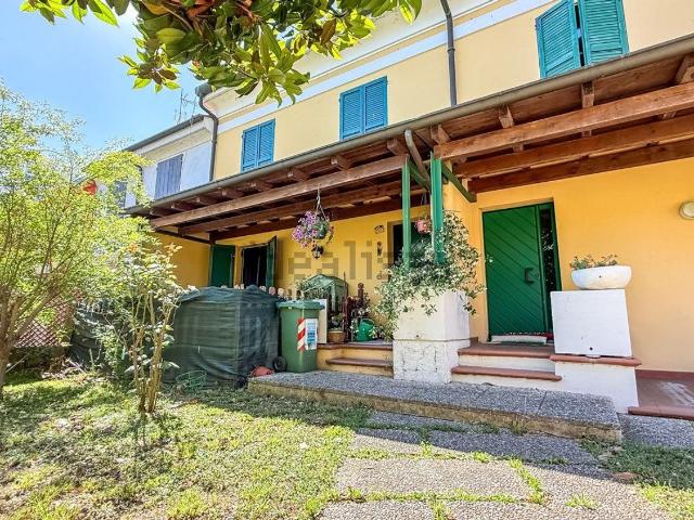 Villetta a schiera in vendita di 160 m² in Via pomara