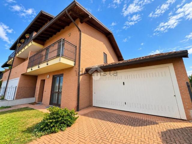 Villetta a schiera in vendita di 160 m² in Via Toce, 25