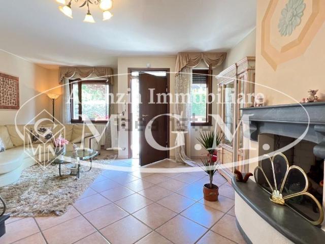 Villetta a schiera in vendita di 160 m² in Via Valle