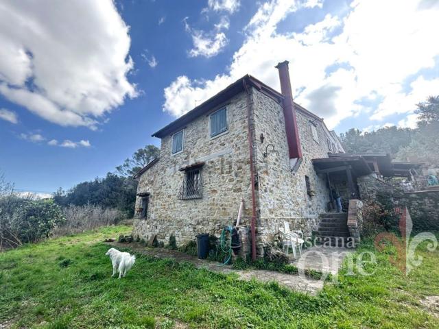 Villetta a schiera in vendita di 160 m² in Via Valle del Chioma, 20