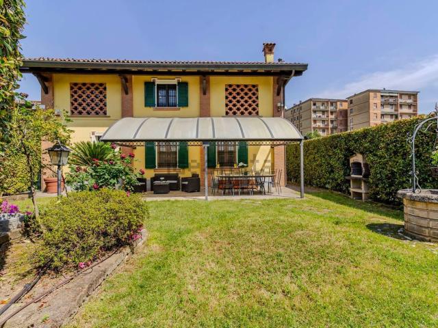 Villetta a schiera in vendita di 160 m² in Viale Europa, 22