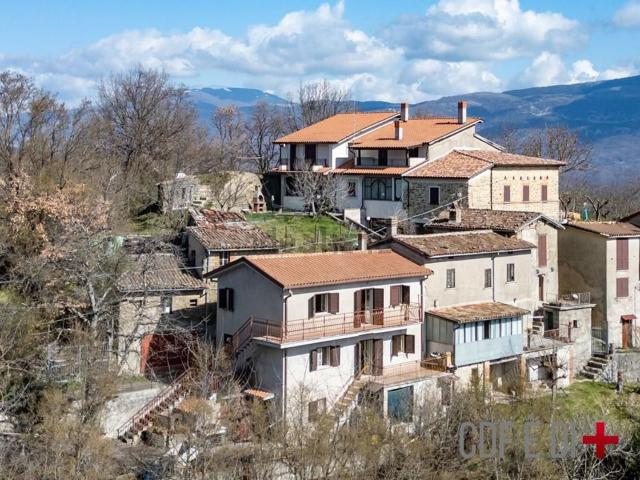 Villetta a schiera in vendita di 160 m² in Frazione tonnicoda