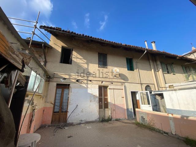 Villetta a schiera in vendita di 160 m² in Piazza Santa Maria di Viurso, 1