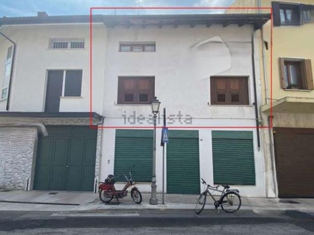 Villetta a schiera in vendita di 160 m² in Piazza Vittorio Emanuele, 10
