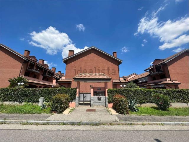 Villetta a schiera in vendita di 161 m² in Via Antonio Colombo, 18