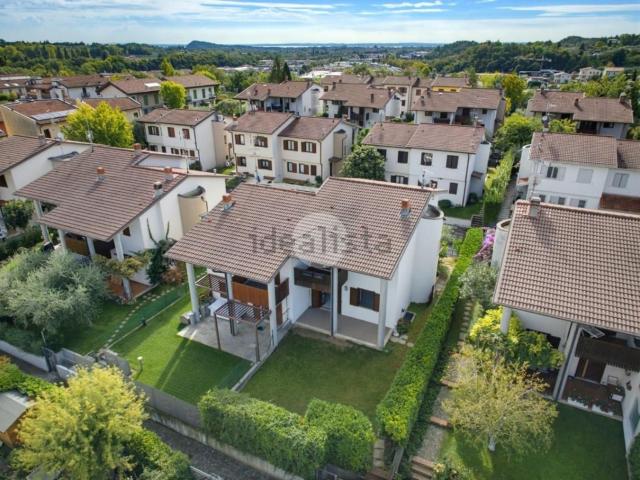 Villetta a schiera in vendita di 161 m² in Via Burago, 24