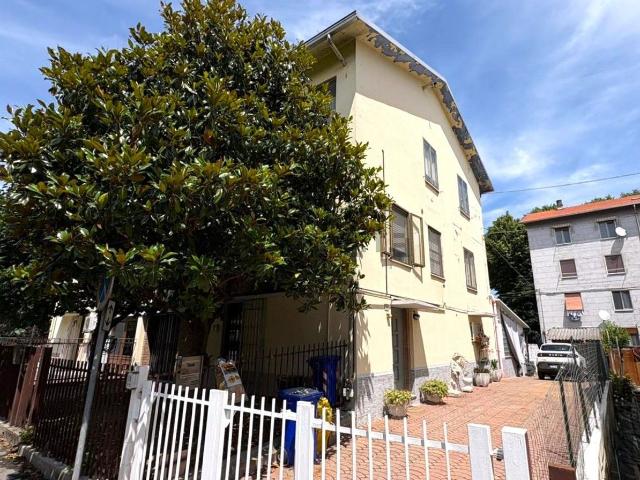 Villetta a schiera in vendita di 161 m² in Via Giovannia Coppi