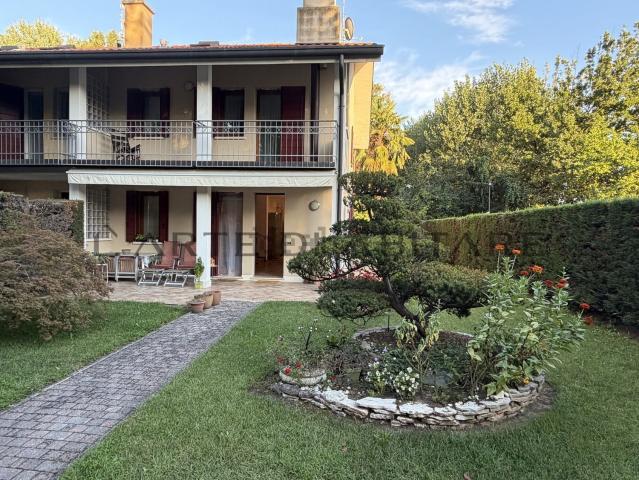 Villetta a schiera in vendita di 162 m²