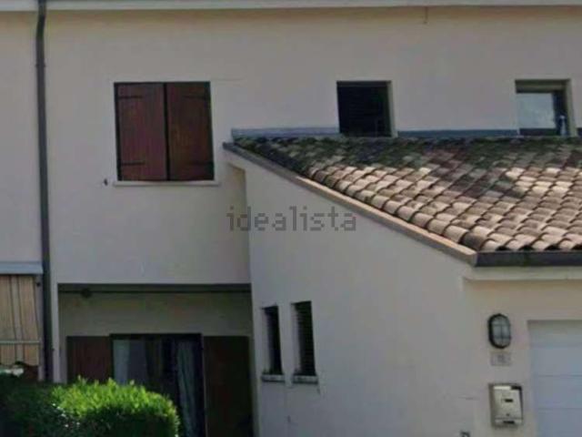 Villetta a schiera in vendita di 162 m² in Via Corne, 12