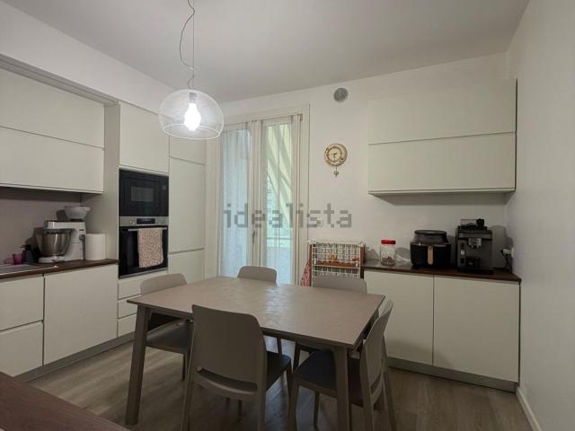 Villetta a schiera in vendita di 162 m² in Via Gianandrea Gavazzeni
