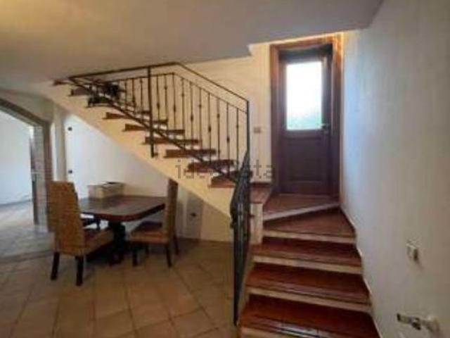 Villetta a schiera in vendita di 162 m² in Via delle Ferule, 26