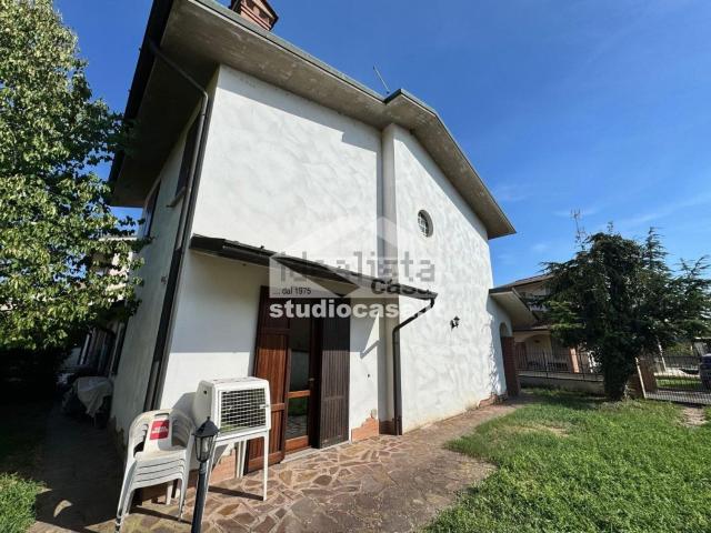 Villetta a schiera in vendita di 163 m² in Via Matteo Noli
