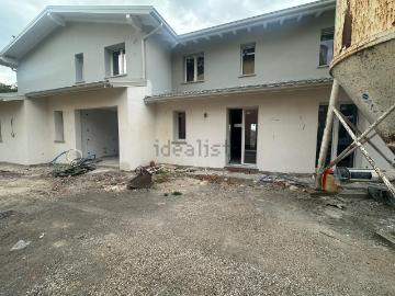 Villetta a schiera in vendita di 163 m² in Via Statale