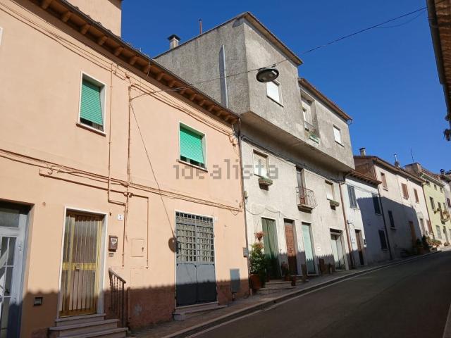 Villetta a schiera in vendita di 163 m² in Via Ventiquattro Maggio, 9