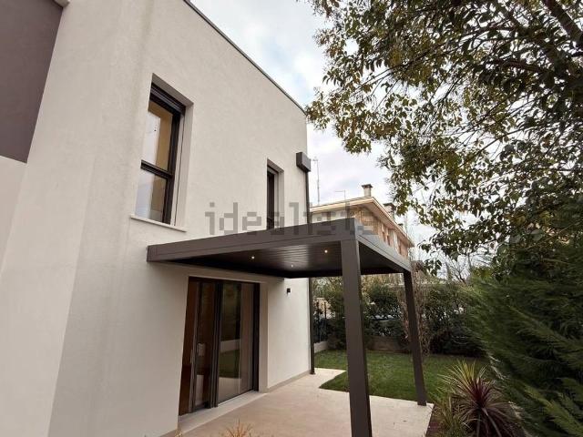 Villetta a schiera in vendita di 165 m²