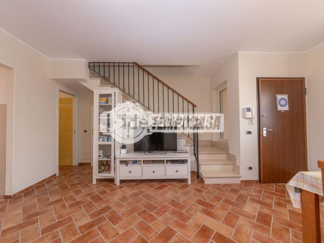 Villetta a schiera in vendita di 165 m² in Via Colle Nasone, 32
