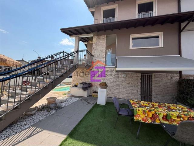 Villetta a schiera in vendita di 165 m² in Via Camillo Benso Conte di Cavour, 25