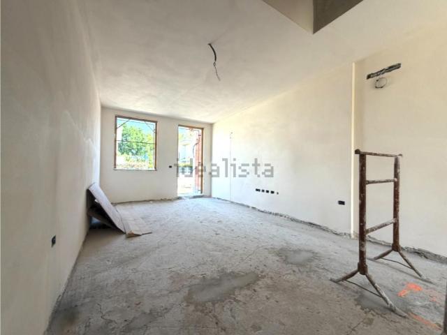 Villetta a schiera in vendita di 165 m² in Via Altiero Spinelli