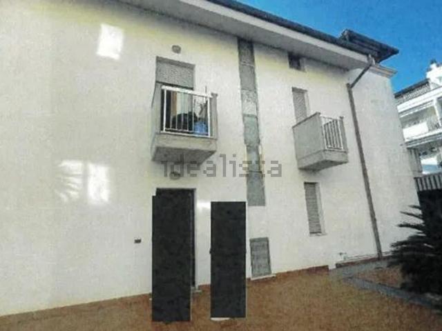 Villetta a schiera in vendita di 165 m² in Via Sardegna, 1