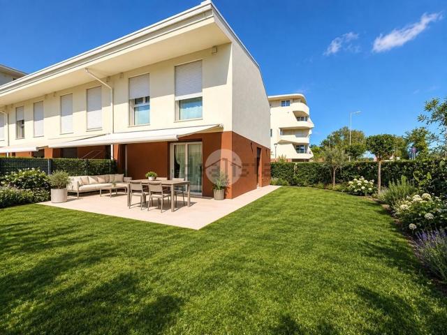 Villetta a schiera in vendita di 165 m² in Via Paolo Marconi, 37