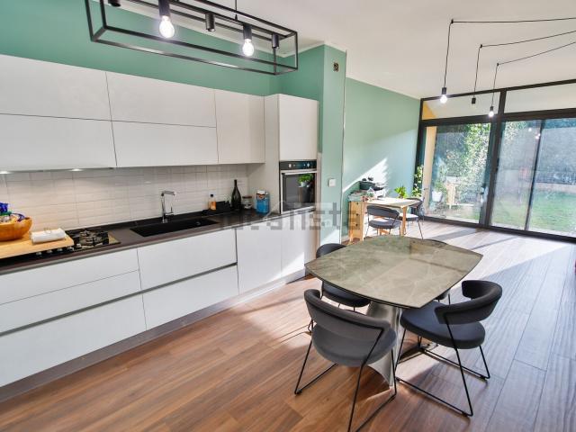 Villetta a schiera in vendita di 165 m² in Via Robassomero, 37