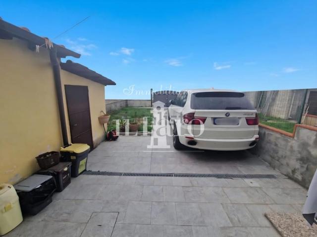 Villetta a schiera in vendita di 165 m² in Via Tito Speri, 50013