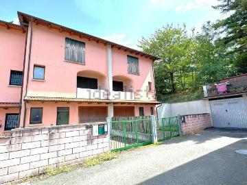 Villetta a schiera in vendita di 165 m² in Viale G. Marconi, 49