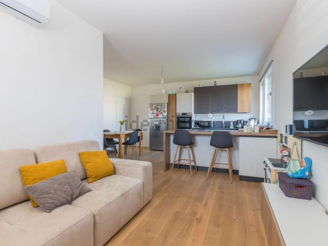 Villetta a schiera in vendita di 166 m² in Via Roma, 30