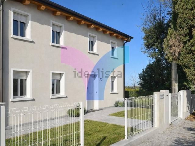 Villetta a schiera in vendita di 166 m² in Via San Martino