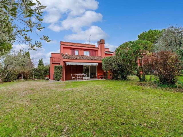 Villetta a schiera in vendita di 166 m² in Via Paradiso, 66