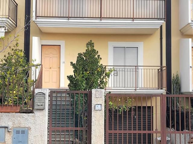 Villetta a schiera in vendita di 166 m² in Viale Pietro Mancini, 24