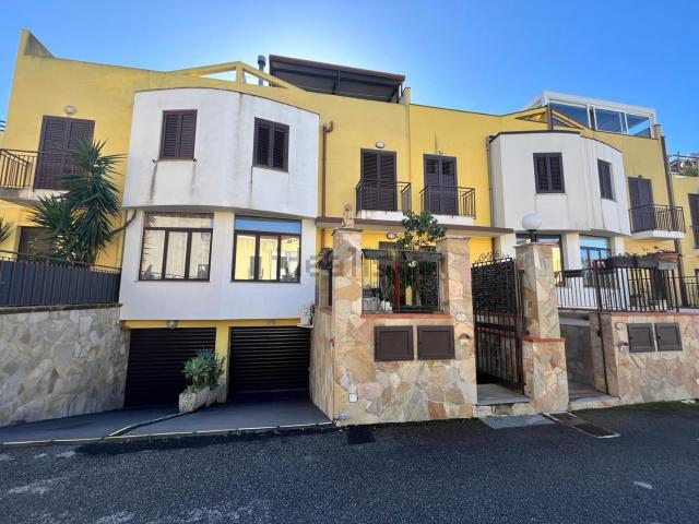 Villetta a schiera in vendita di 167 m² in Via Crocieri, 68