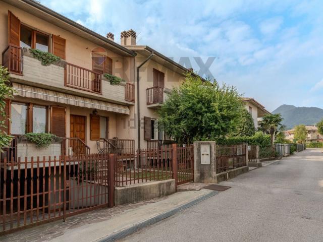 Villetta a schiera in vendita di 167 m² in Via Giovanni Pascoli, 14