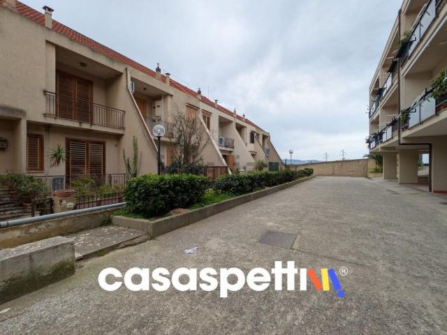 Villetta a schiera in vendita di 167 m² in Via Vallelunga, 222