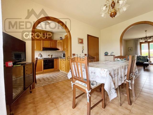 Villetta a schiera in vendita di 168 m² in Via Barbata, 11