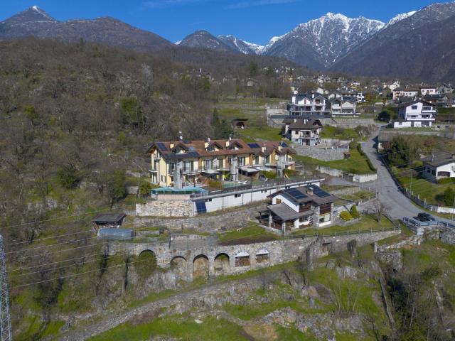 Villetta a schiera in vendita di 168 m² in Via Giacomo De Cardone, 11