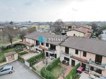 Villetta a schiera in vendita di 168 m² in Via Papa Paolo VI