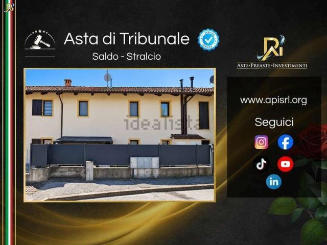 Villetta a schiera in vendita di 169 m² in Via Carlo Pascal