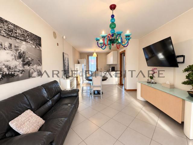 Villetta a schiera in vendita di 169 m² in Via Guizza Alta