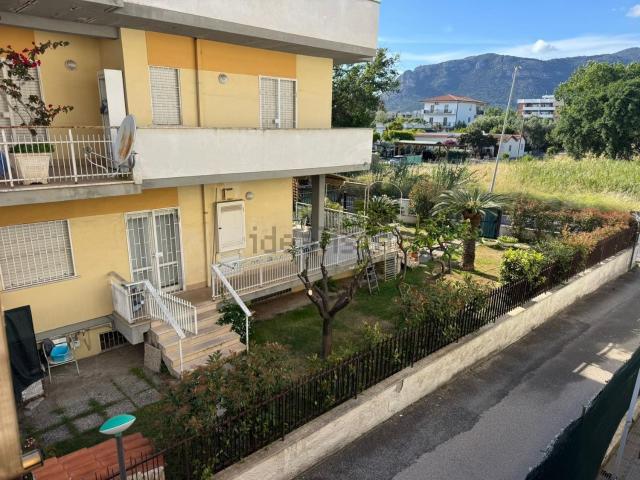Villetta a schiera in vendita di 170 m² in Via Badino, 215