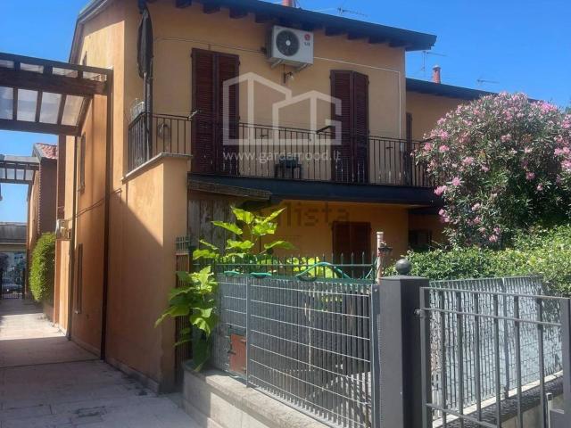 Villetta a schiera in vendita di 170 m² in Via G. Verdi, 2