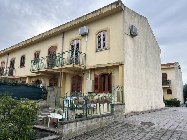 Villetta a schiera in vendita di 170 m² in Via Fondaco Nuovo