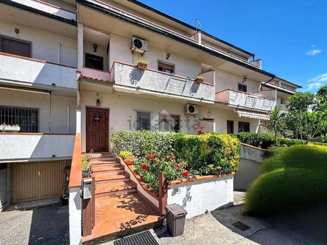 Villetta a schiera in vendita di 170 m² in Via Livornese, 503