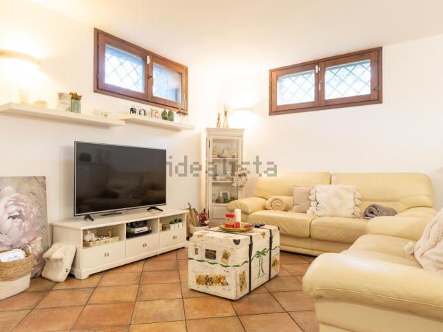 Villetta a schiera in vendita di 170 m² in Via Monte Cauriol