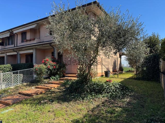 Villetta a schiera in vendita di 170 m² in Via Novella