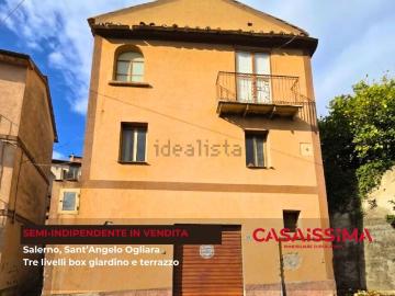 Villetta a schiera in vendita di 170 m² in Via San Angelo di Ogliara, 67