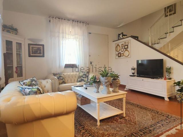 Villetta a schiera in vendita di 170 m² in Via San Lucia