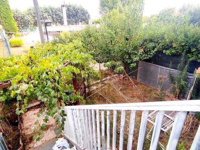 Villetta a schiera in vendita di 170 m² in Via Raffaele Pastore, 17