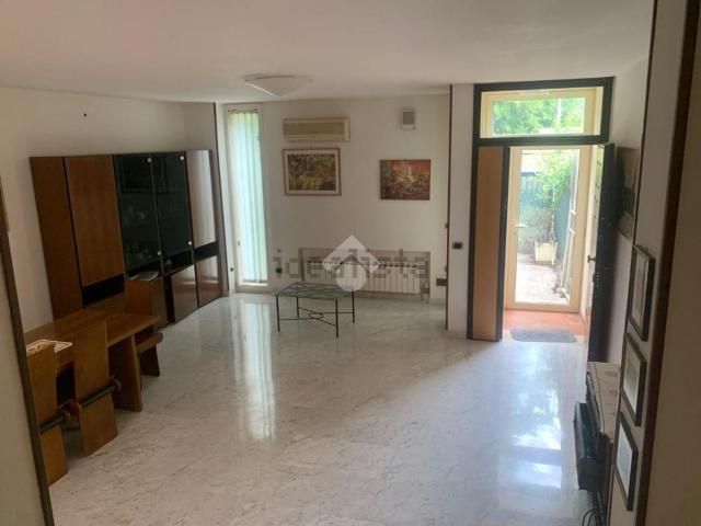 Villetta a schiera in vendita di 171 m² in Via Luigi Luzzatti